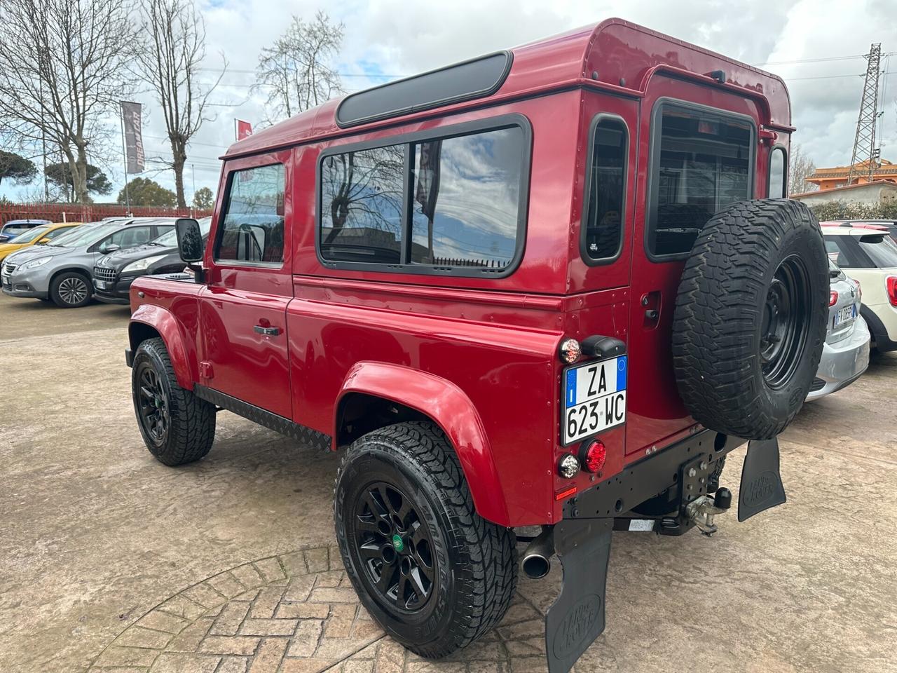 Land Rover Defender NO