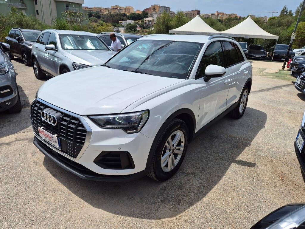 Audi Q3 2.0 TDI 150CV S-tronic