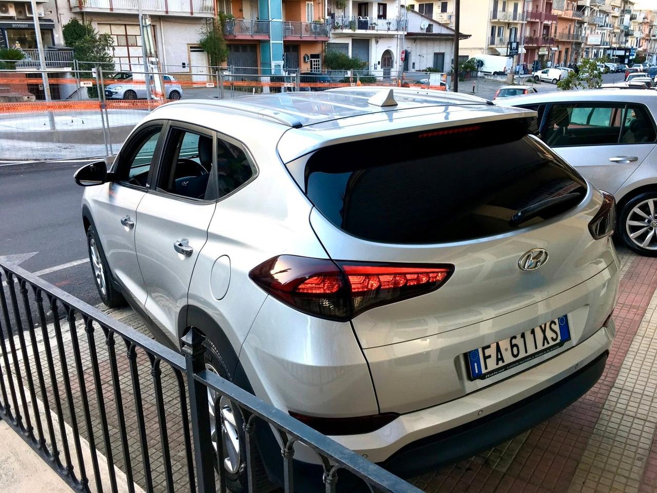 Hyundai Tucson 1.7 CRDi XPossible - 2015