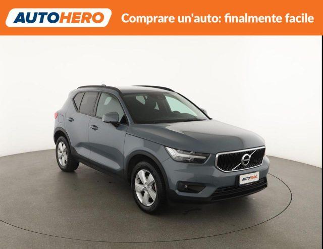 VOLVO XC40 T3 Momentum Core