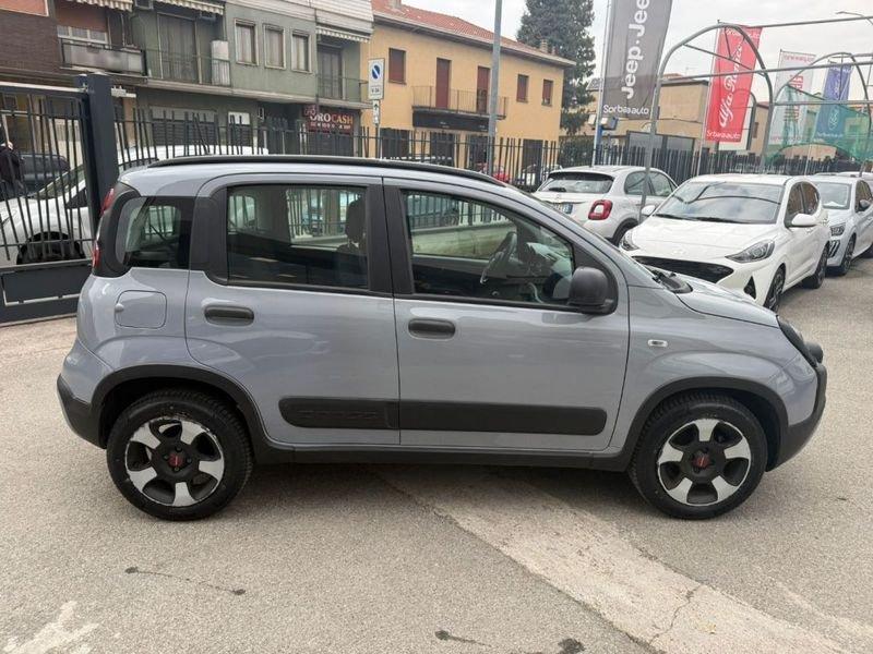 FIAT Panda 1.0 FireFly S&S Hybrid City Cross
