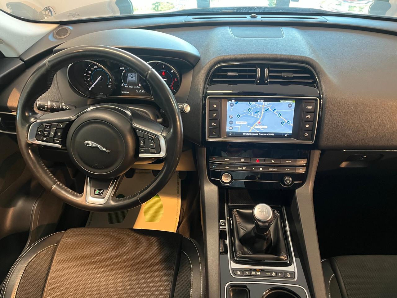 Jaguar F-Pace 2.0 D 180 CV AWD R-Sport