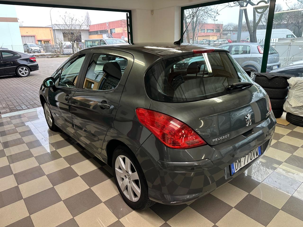 Peugeot 308 1.6 HDi 110CV 5p. Premium