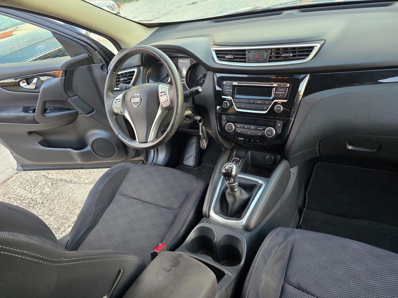 Nissan Qashqai 1.5 dCi Visia