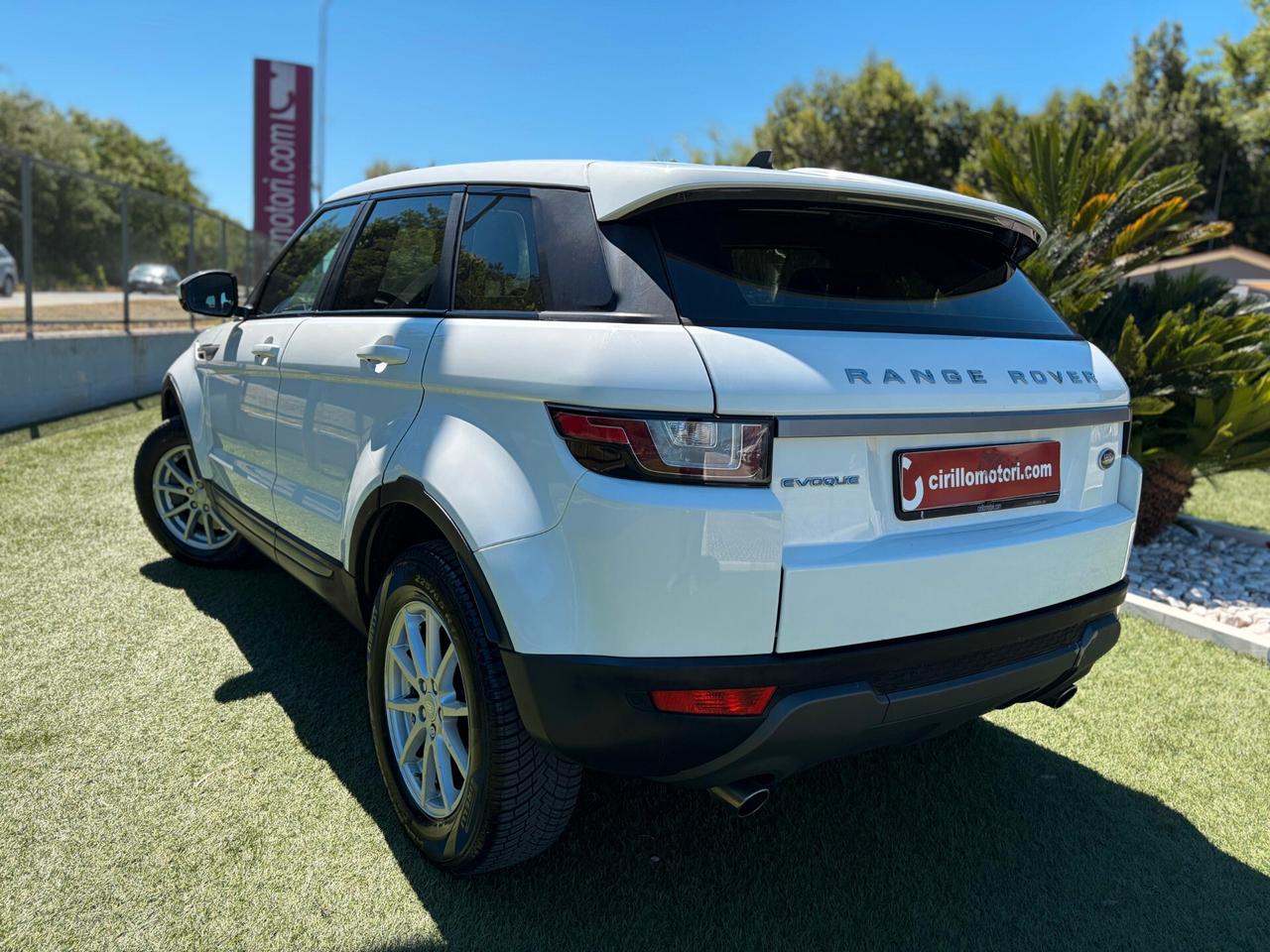 Land Rover Range Evoque 2.0 TD4 150 CV 5p. Pure