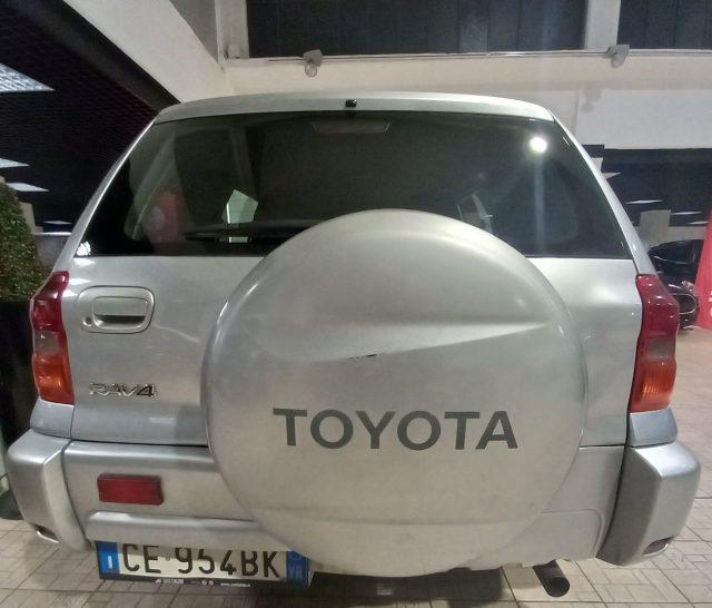 TOYOTA RAV 4 RAV4 2.0 Tdi D-4D cat 5 porte Sol