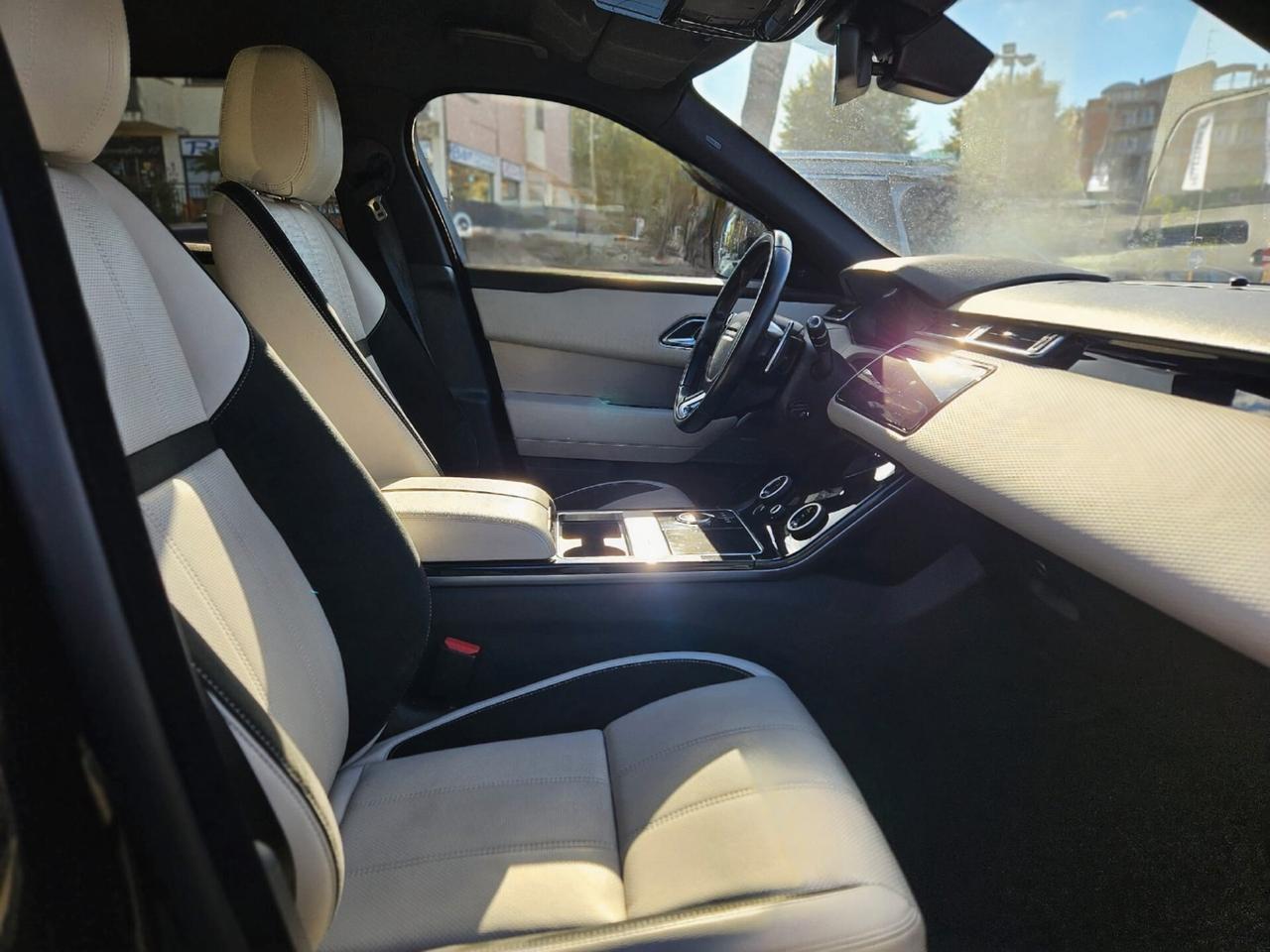 Land Rover Range Rover Velar Range Rover Velar 2.0D I4 240 CV R-Dynamic SE