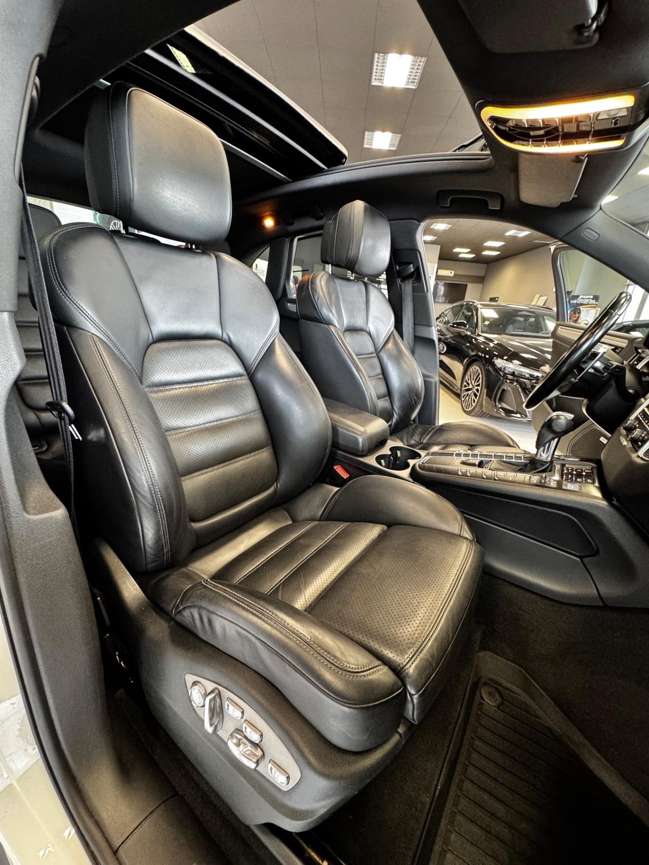 PORSCHE MACAN S DIESEL MY2017 + TETTO APRIBILE