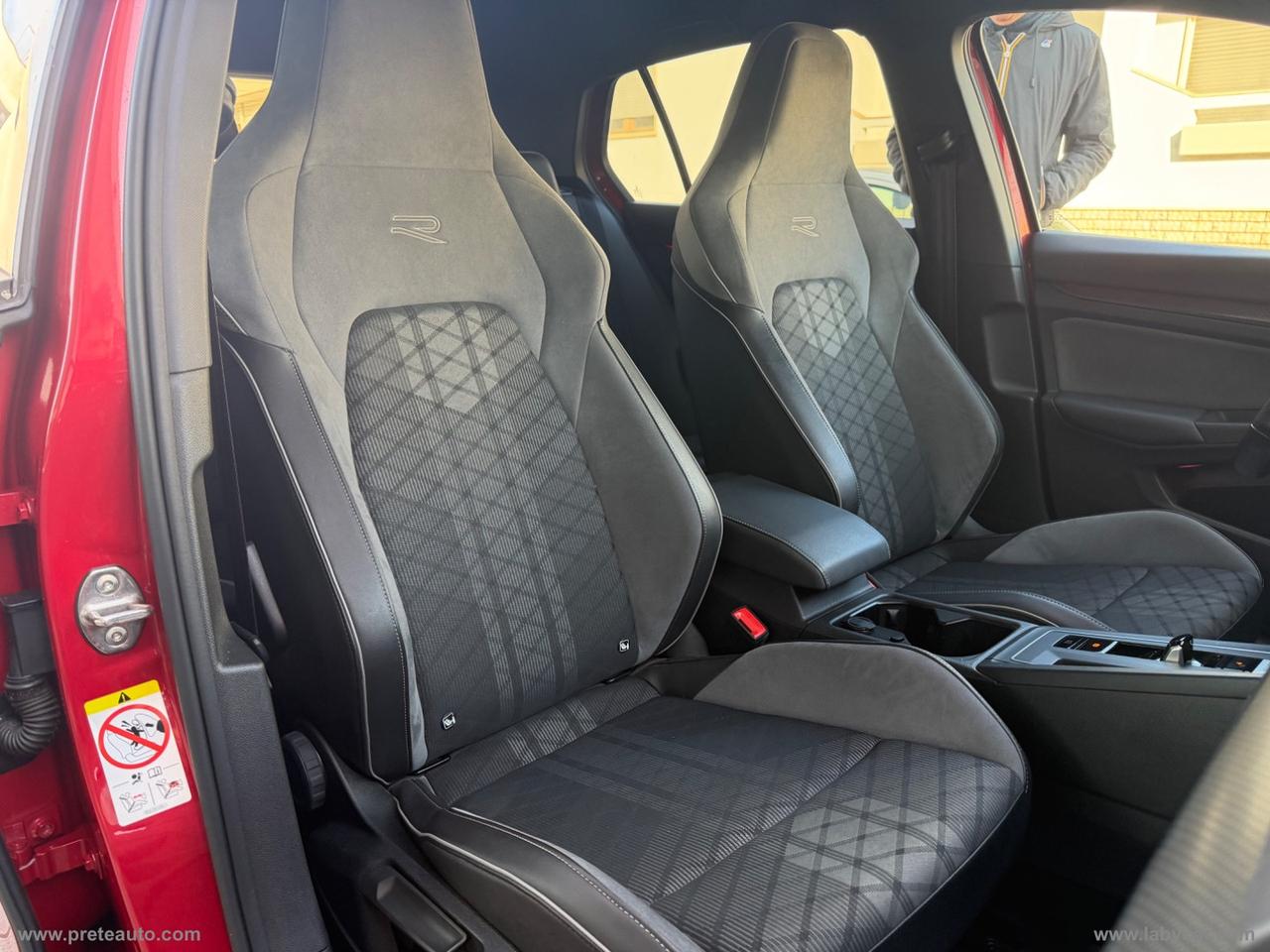 VOLKSWAGEN Golf 1.5 eTSI 150 CV EVO ACT DSG R-Line