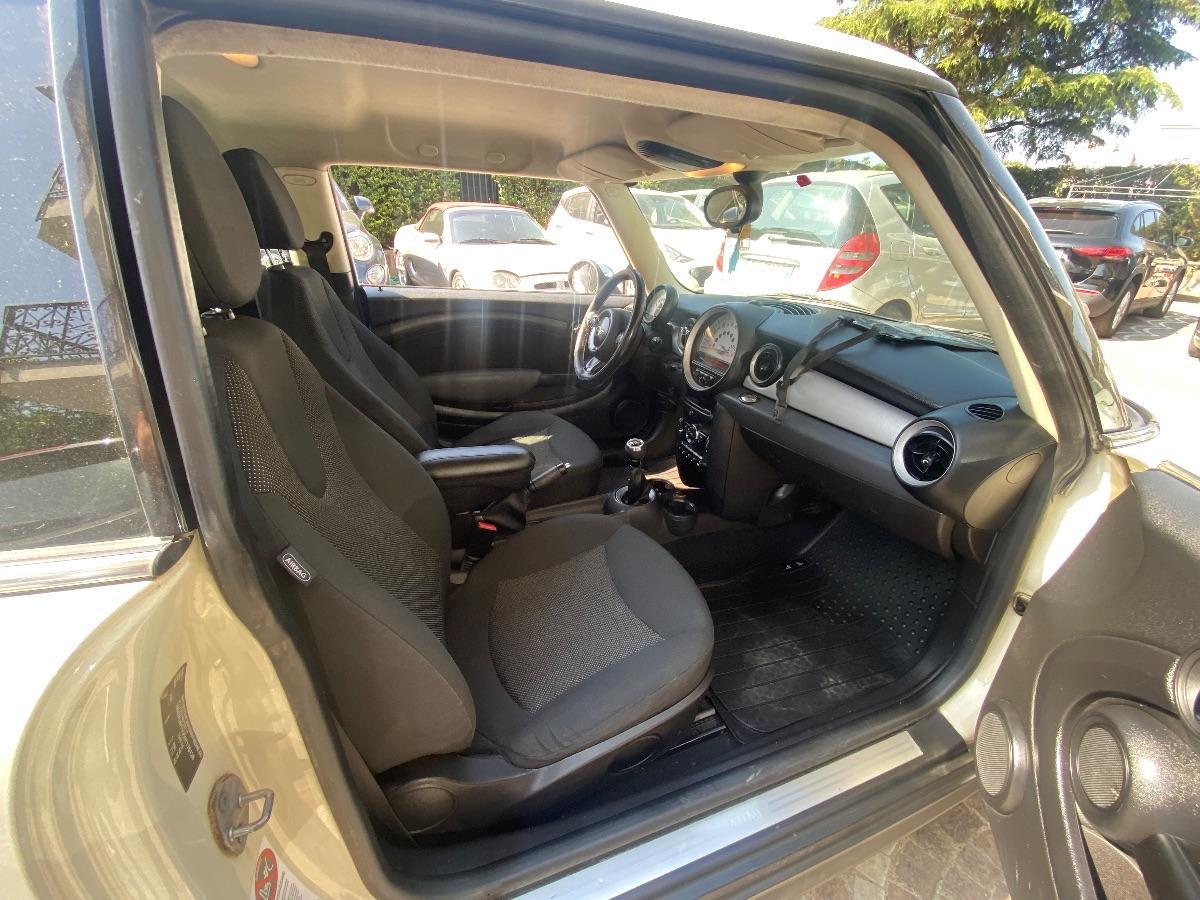 MINI Mini 1.6 16V Cooper D 66kw