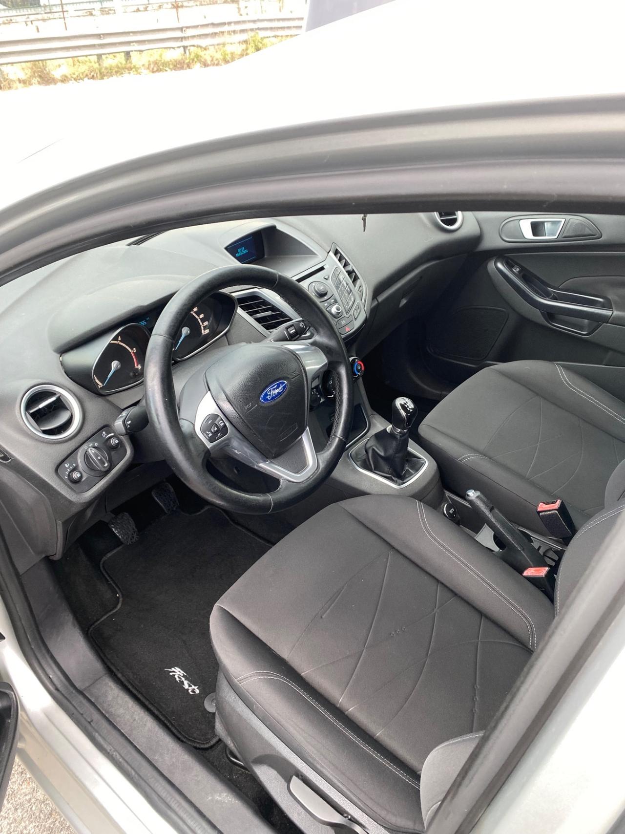 Ford Fiesta 1.5 TDCi 75CV 5 porte