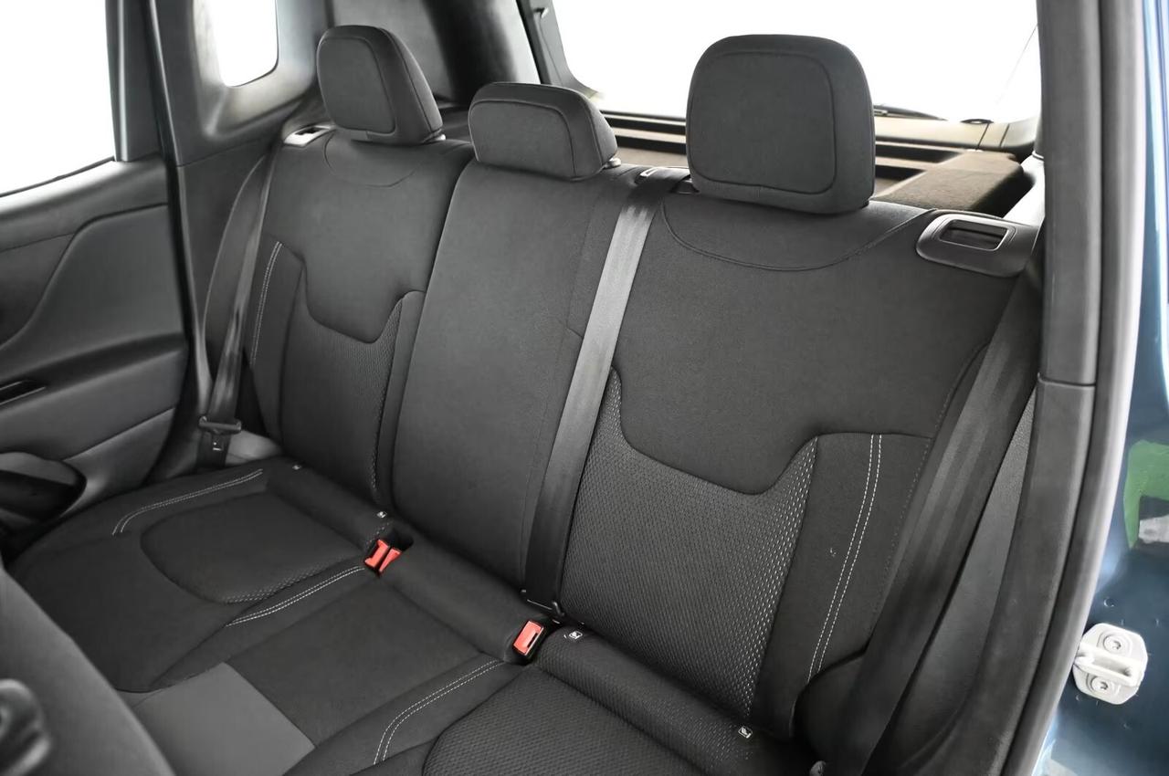 Jeep Renegade 1.5 Turbo T4 MHEV Summit