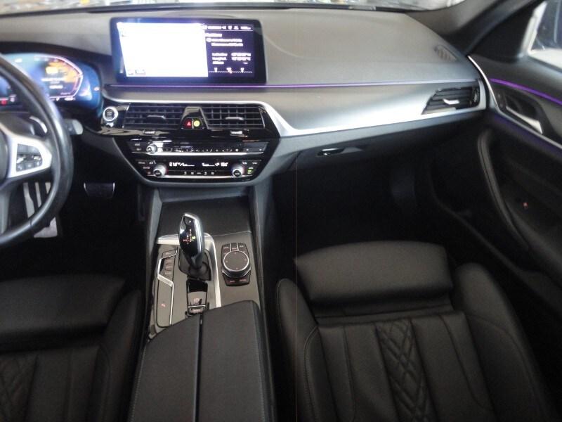 BMW Serie 5(G30/31/F90) 520d 48V Touring Msport