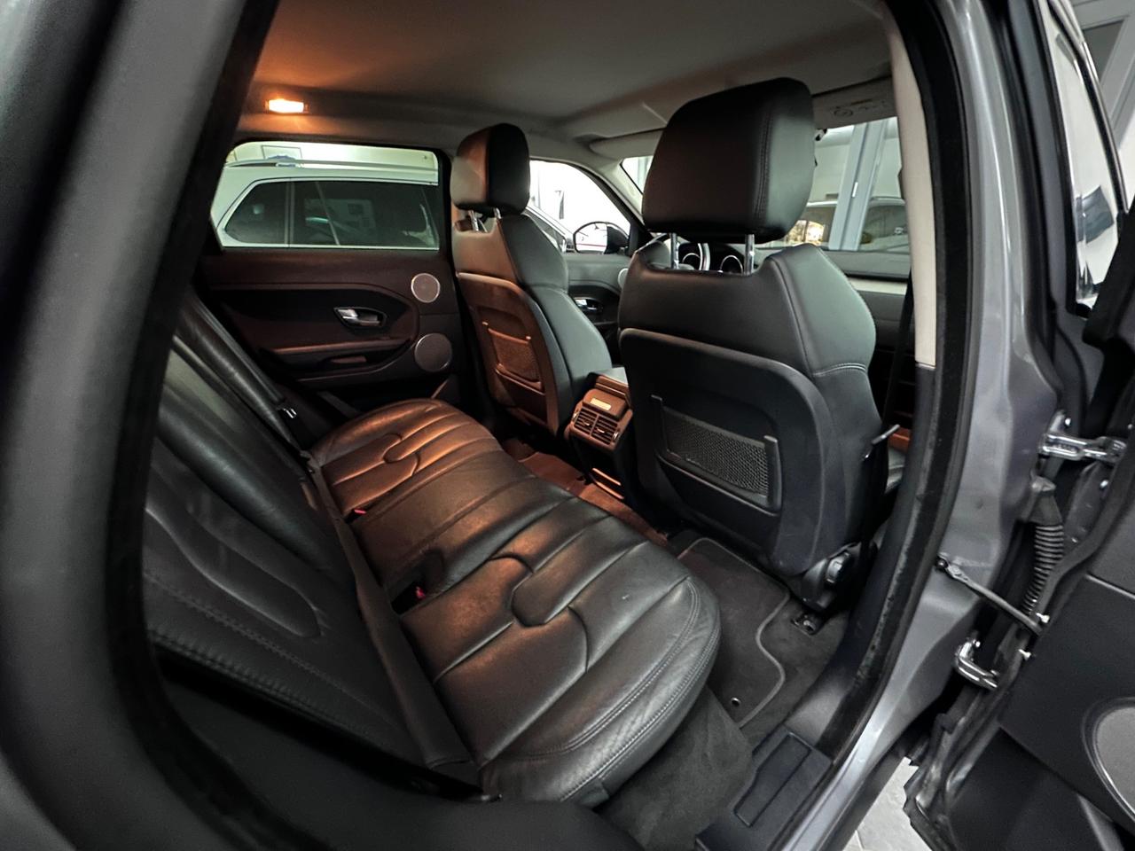 Land Rover Range Evoque 2.2 Sd4 5p. Pure