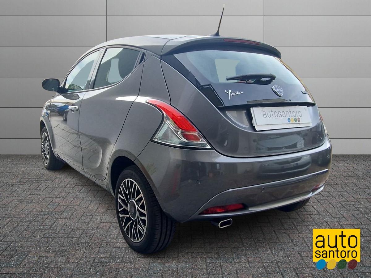KM0 - LANCIA YPSILON 1.0 IBRIDO ALBERTA FERRETTI