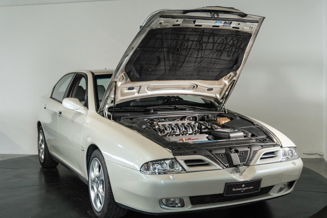 Alfa Romeo 166 3.0 V6 24V - ALF00166