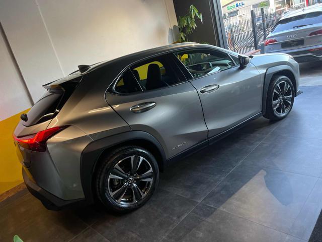 LEXUS UX 250h UX Hybrid Premium UniPro KmCertif