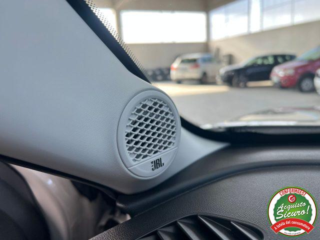 JEEP Avenger 1.2 E-Hybrid 110 CV Summit +WINTERPACK+JBL