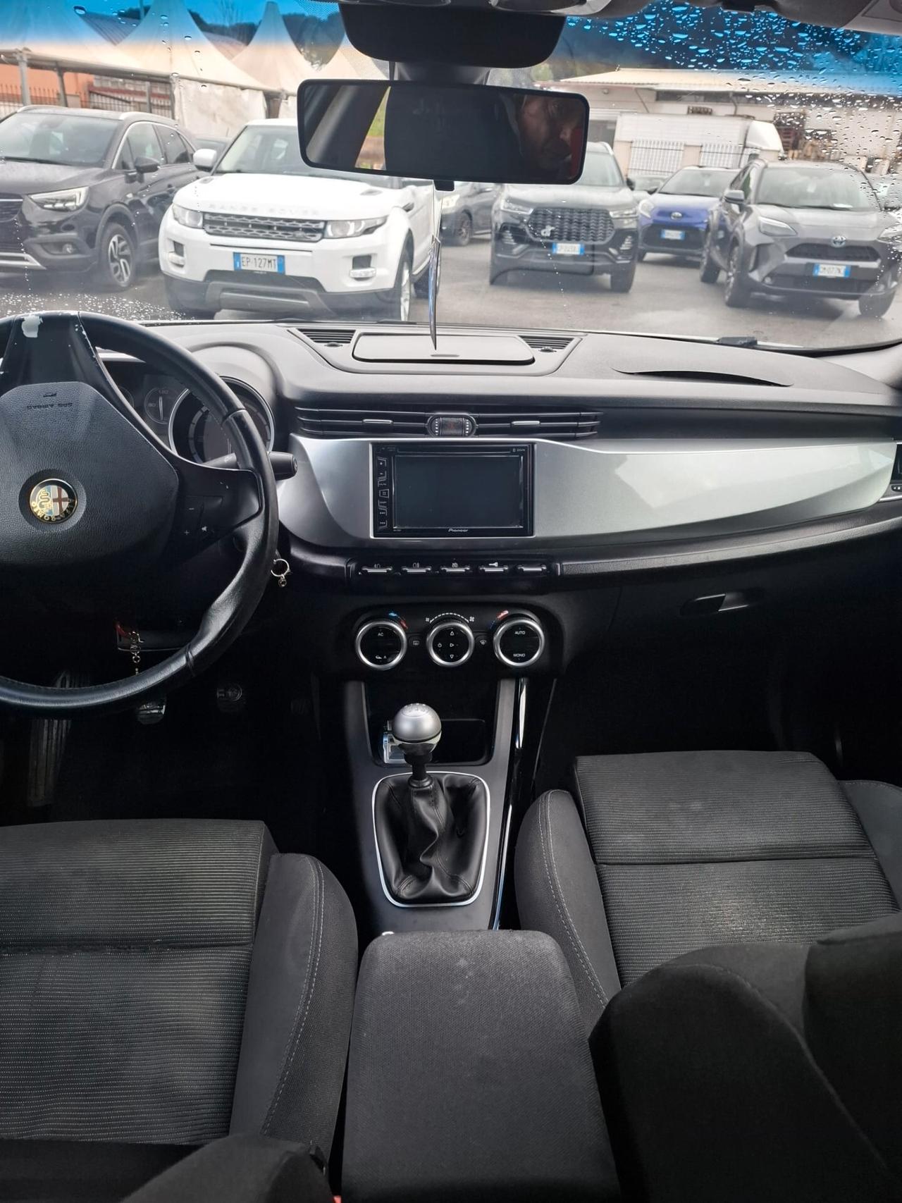 Alfa Romeo Giulietta 1.6 JTDm-2 105 CV Exclusive