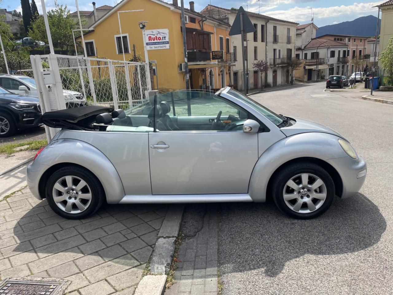 Volkswagen New Beetle / MAGGIOLONE
