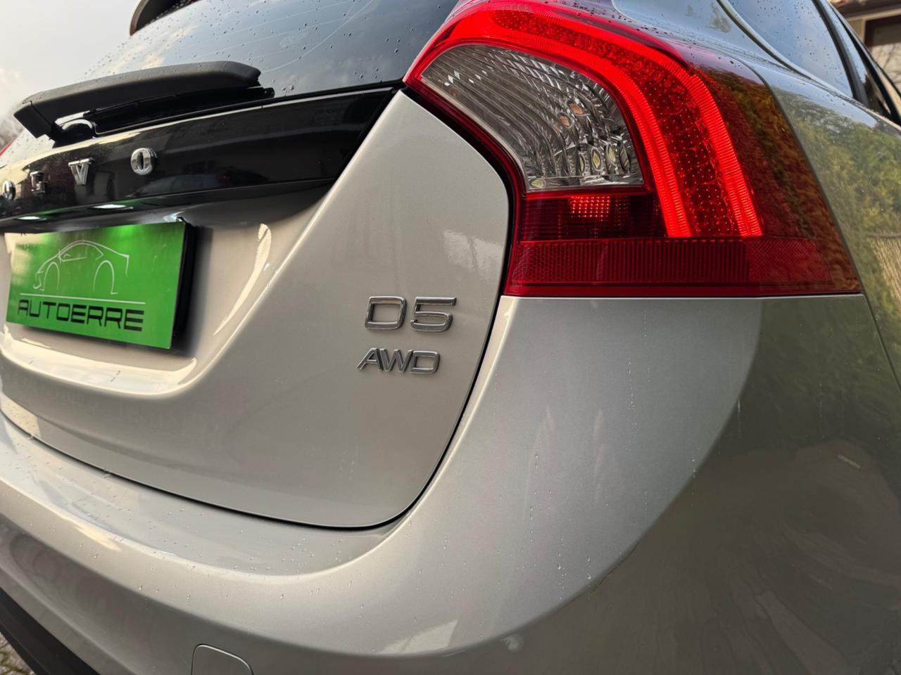 Volvo V60 D5 AWD Geartronic Summum