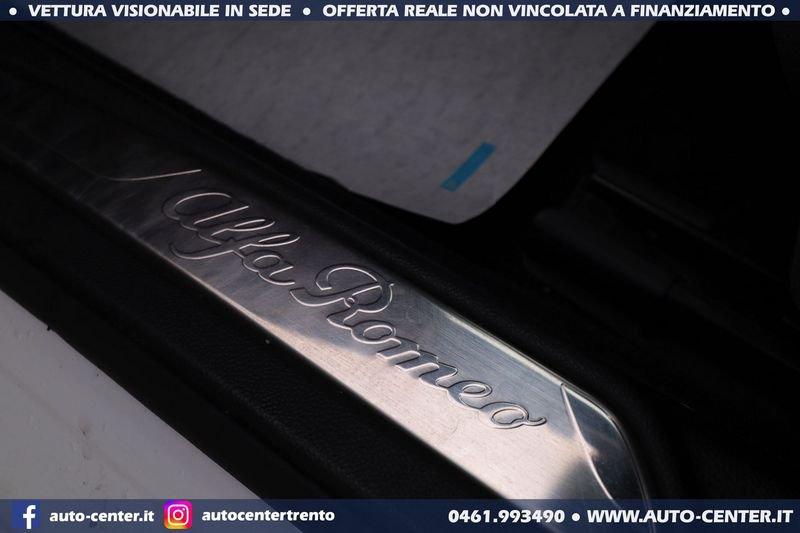 Alfa Romeo Giulia 2.2 Turbo Diesel AT8 160CV Super