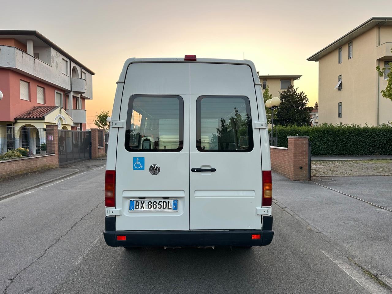 Volkswagen LT 35 2.5 TDI per trasporto disabili