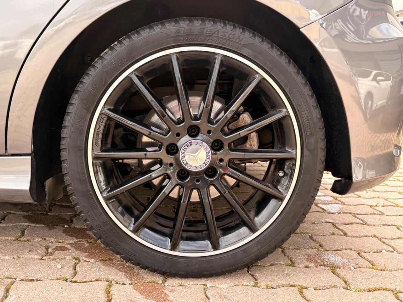 Mercedes-benz A 180 CDI Automatic Premium AMG