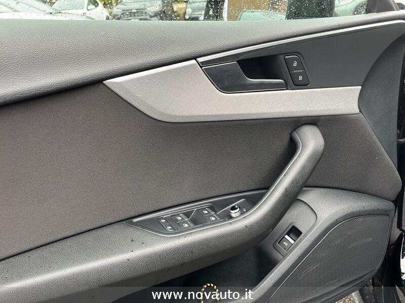 Audi A5 45 TFSI Business Advanc S tronic quattro