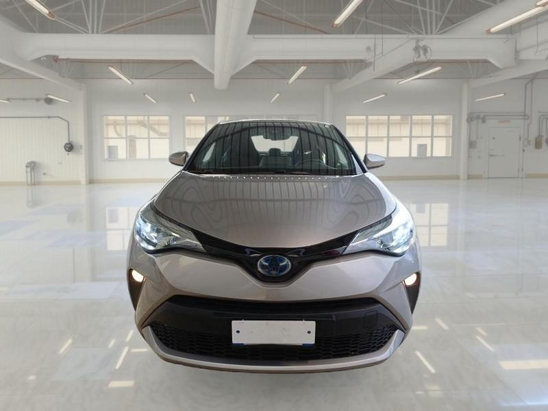 TOYOTA C-HR 1.8H 98CV E-CVT Business
