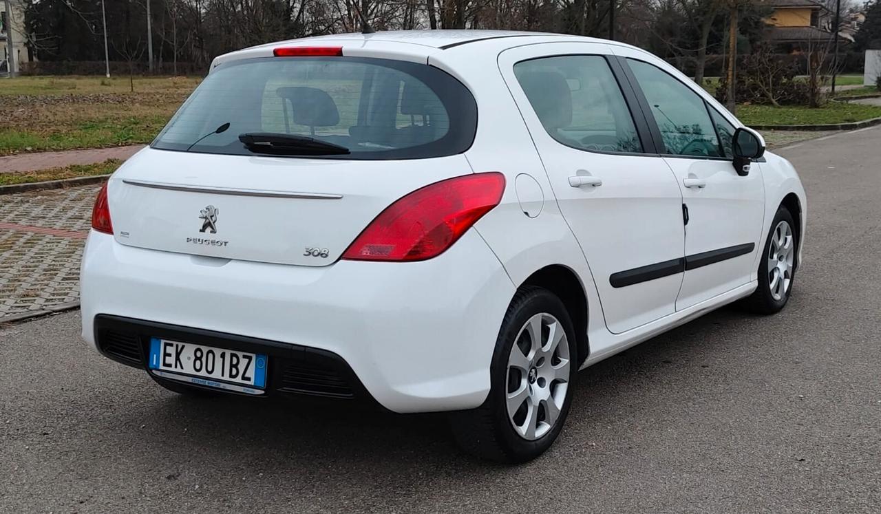 Peugeot 308 1.6 VTi 120CV 5p. Active