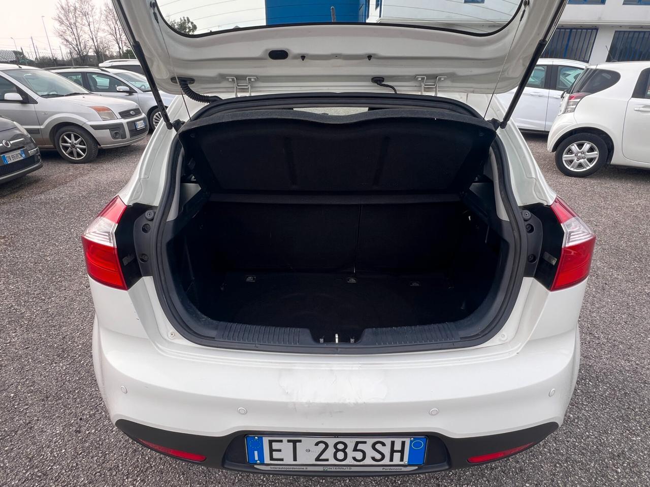 Kia Rio 1.1 CRDi 5p. Cool OK PER NEOPATENTATI