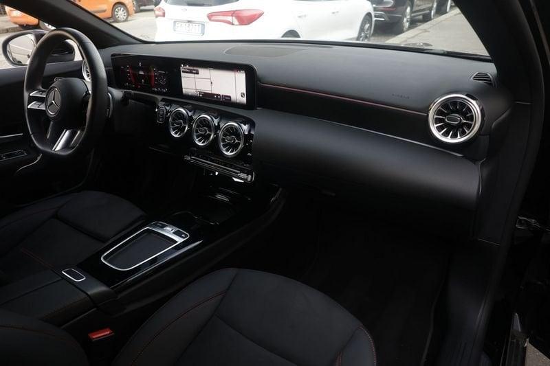 Mercedes-Benz Classe A Mercedes-Benz Classe A 180 d AMG Line Premium Unicoproprietario