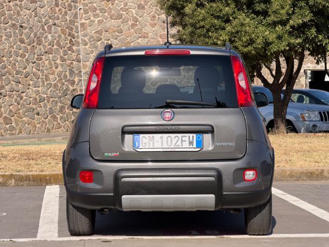 FIAT Panda 1.0 HYBRID CITY LIFE+CLIMATRONIC+SCHERMO+5POSTI