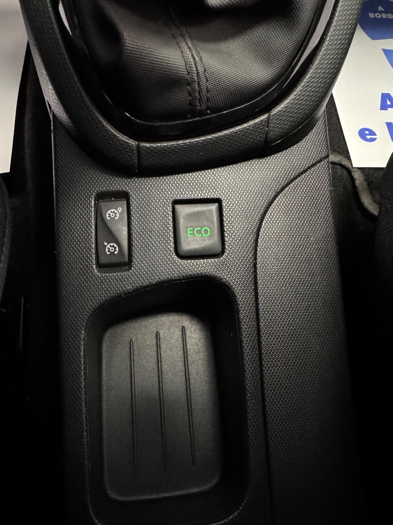 Renault Clio 0.9 TCe 12V 90CV Start&Stop 5 porte Energy