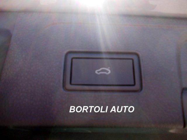 VOLKSWAGEN Passat Variant 2.0 TDI 13.000 KM SCR EVO DSG BUSINESS AUTOMATICA