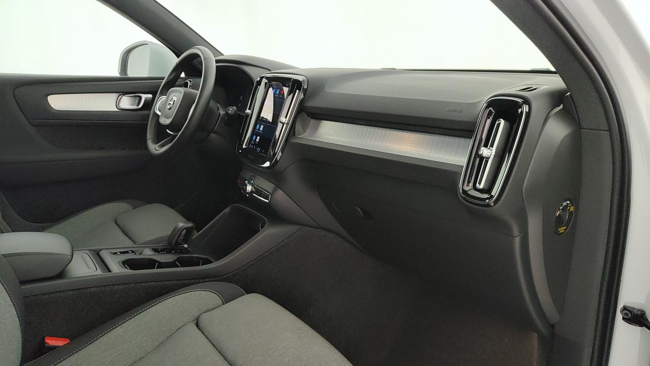 VOLVO XC40 2.0 b3 Core auto