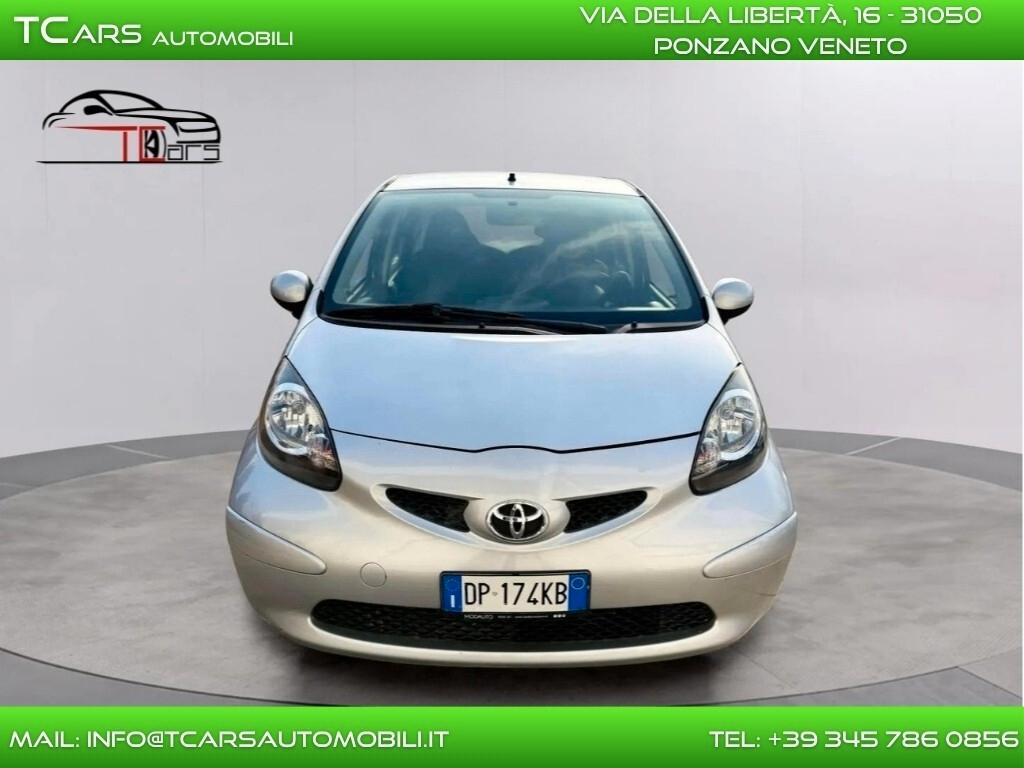 TOYOTA AYGO 1.0 BENZINA-AUTOMATICA-GARANZIA TCARS
