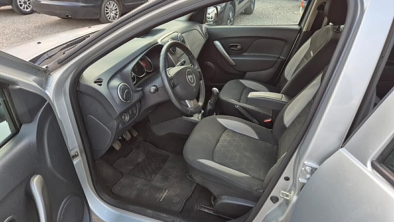 Dacia Sandero Stepway 1.5dCi 90CV Prestige-11/2014