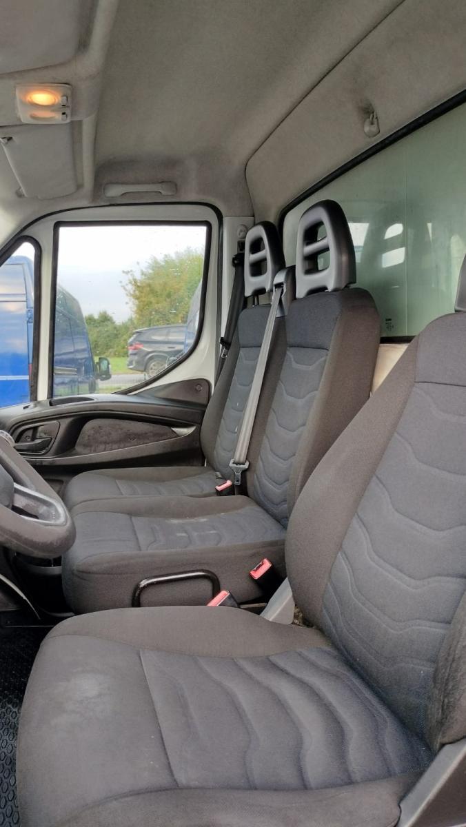 IVECO daily 35 S14 3750 cab. p.l. E6 daily 35 S14 3750 cab. p.l. E6