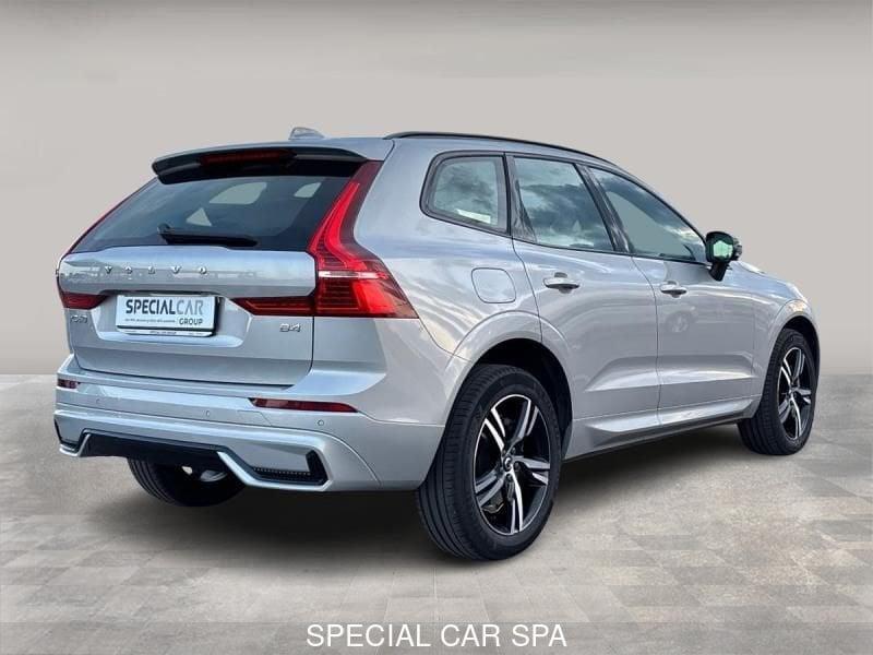 Volvo XC60 2.0 B4 R-Design auto