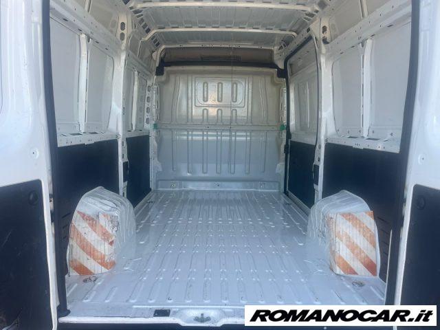 PEUGEOT Boxer 35 2.2 BlueHDi 140 S&S PM-TM Furgone