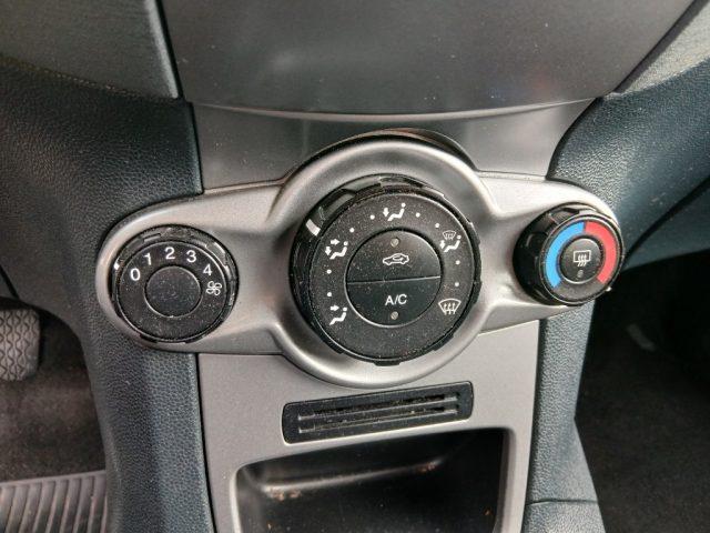 FORD Fiesta + 1.2 82CV 5 porte