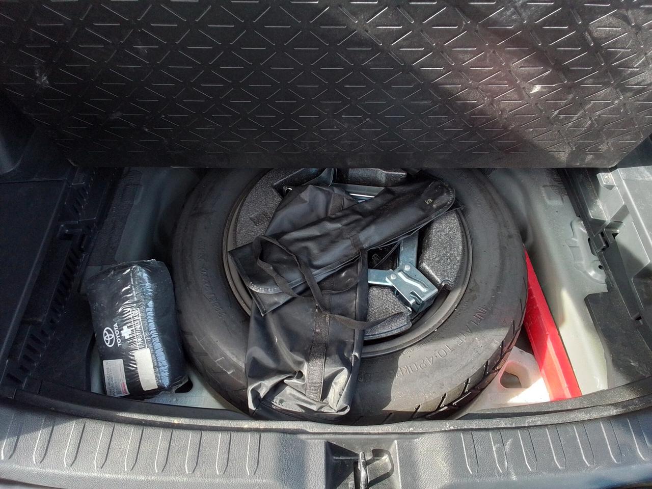 Toyota RAV 4 RAV4 2.5 HV (218CV) E-CVT 2WD Business