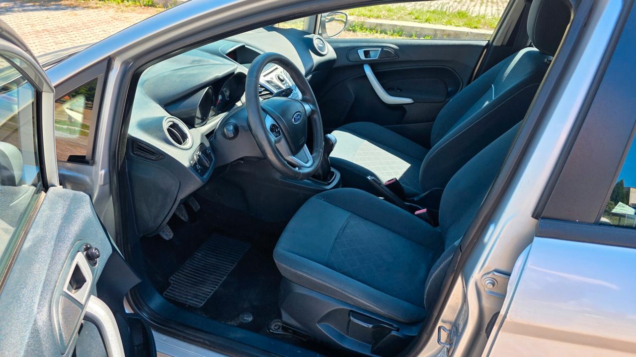 Ford Fiesta 1.4 5p. Bz.- GPL Titanium
