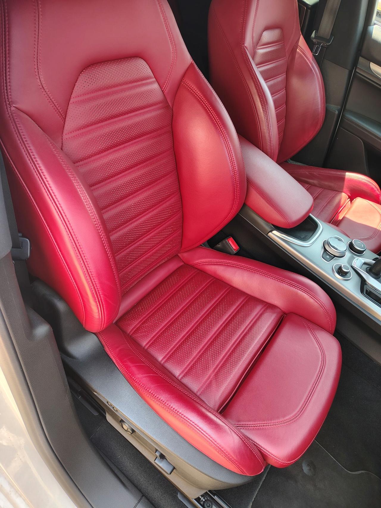 Alfa Romeo Stelvio 2.2 Turbodiesel 210 CV AT8 Q4 Veloce