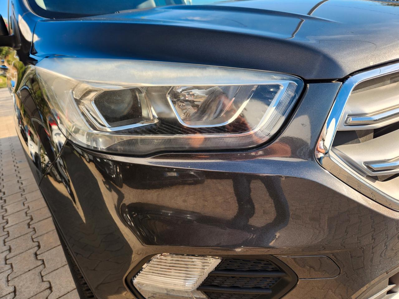 Ford Kuga AUTOMATICO