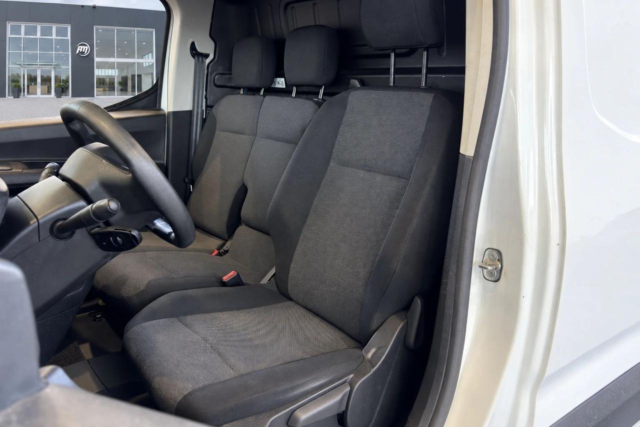 Peugeot Partner L1 100cv Allestito 3 posti