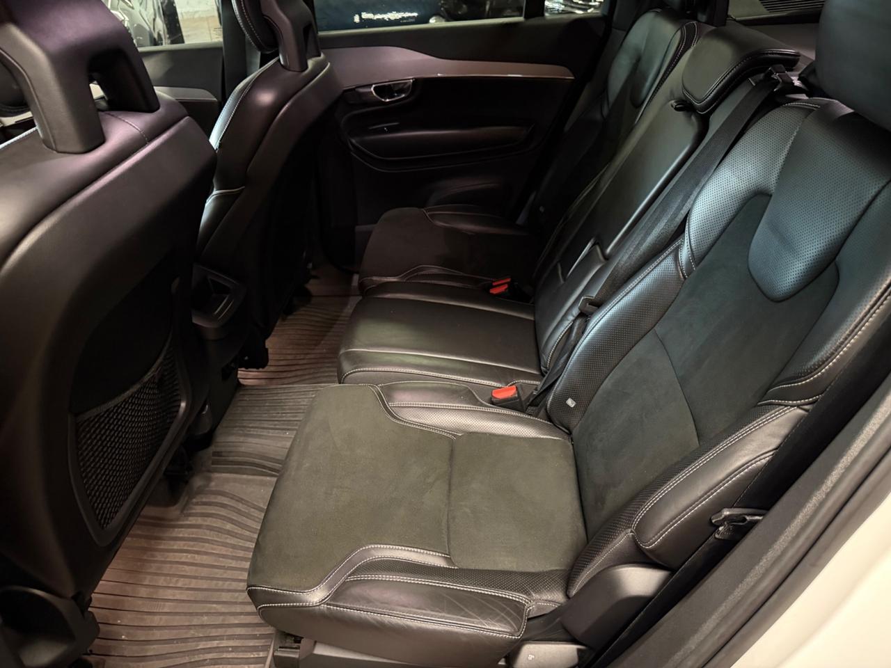 Volvo XC 90 XC90 D5 AWD Geartronic 7 posti R-design