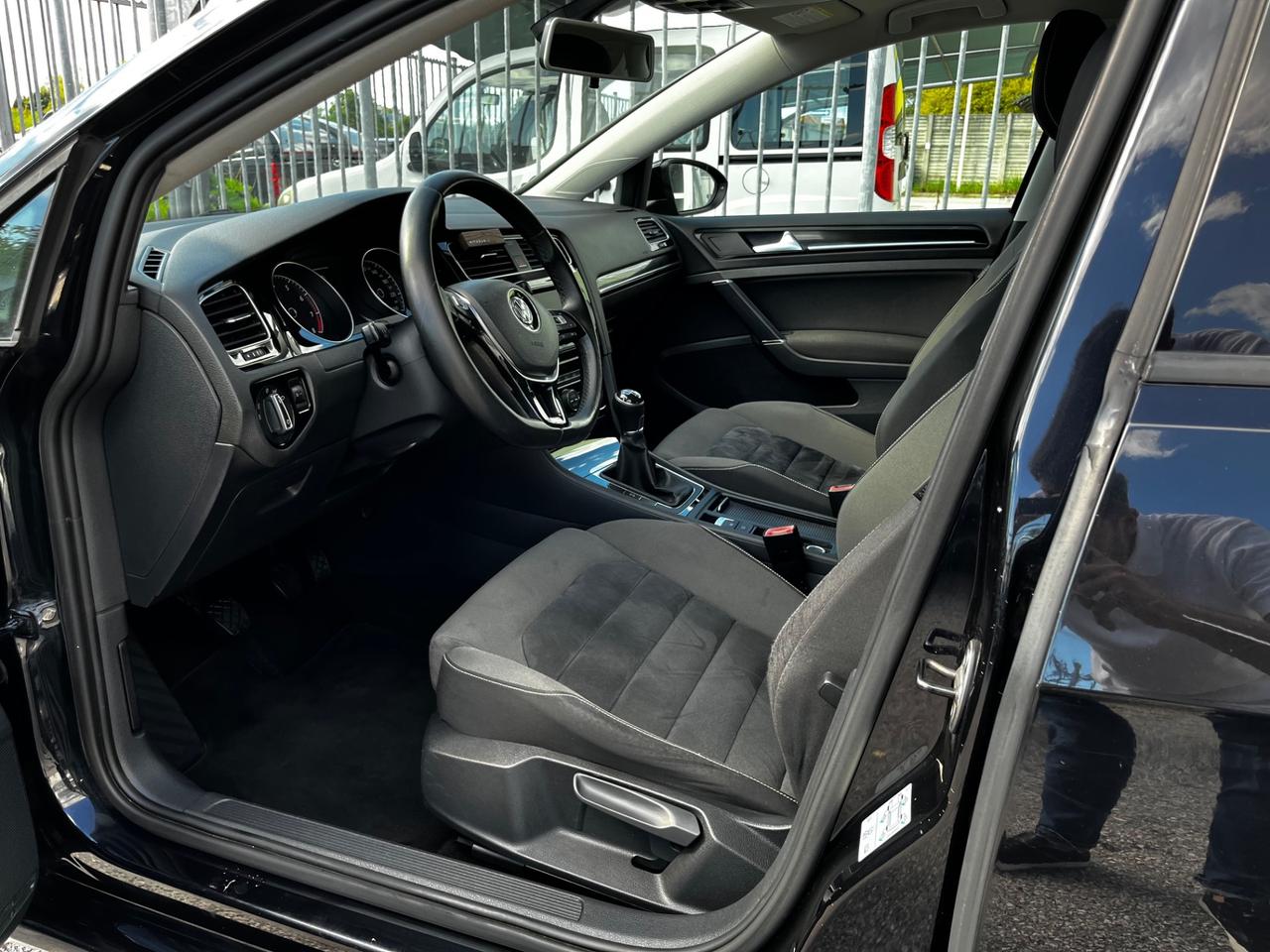 Volkswagen Golf 7 1.4 TSI 122 cv 5p. Highline OK NEOPATENTATI